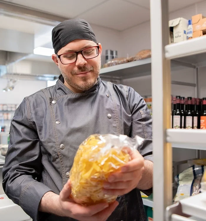 Plattform für Küchen